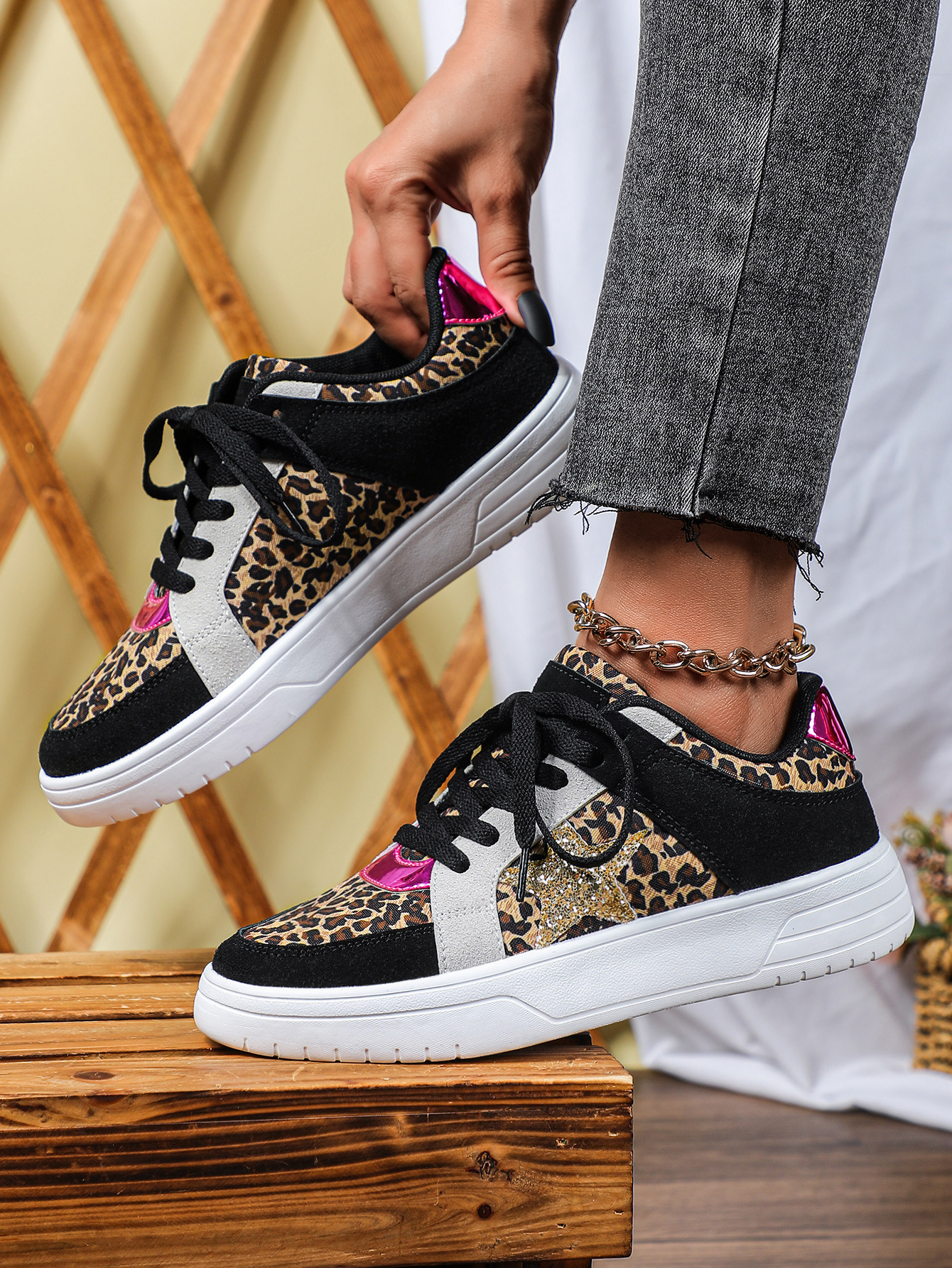 🔥Last Day Promotion 55% OFF🔥Women's solid color mesh sneakers, breathable, light sole, shock absorption, for women